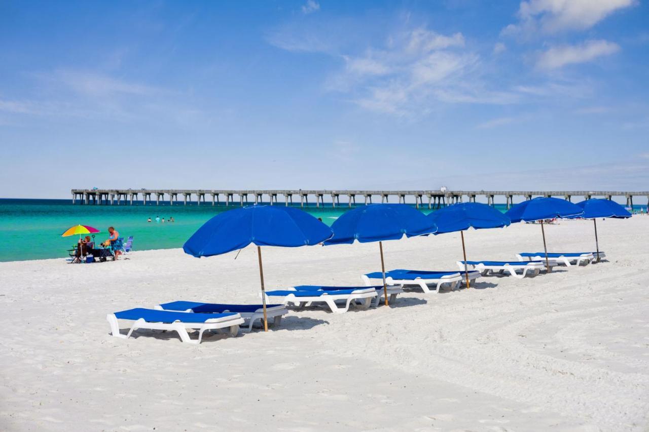Holiday Terrace Beachfront Hotel, A By The Sea Resort Hotel