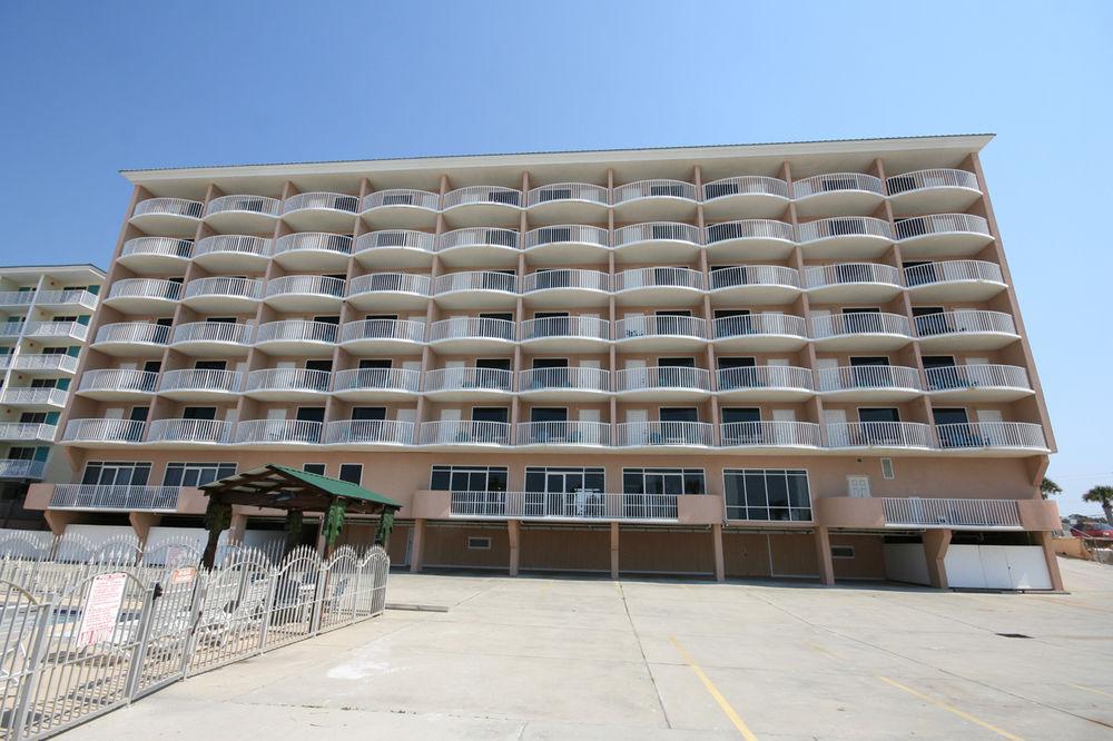 Holiday Terrace Beachfront Hotel, A By The Sea Resort Hotel Panama City Beach
