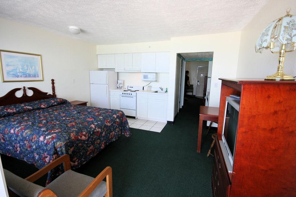 Holiday Terrace Beachfront Hotel, A By The Sea Resort 3* Panama City Beach