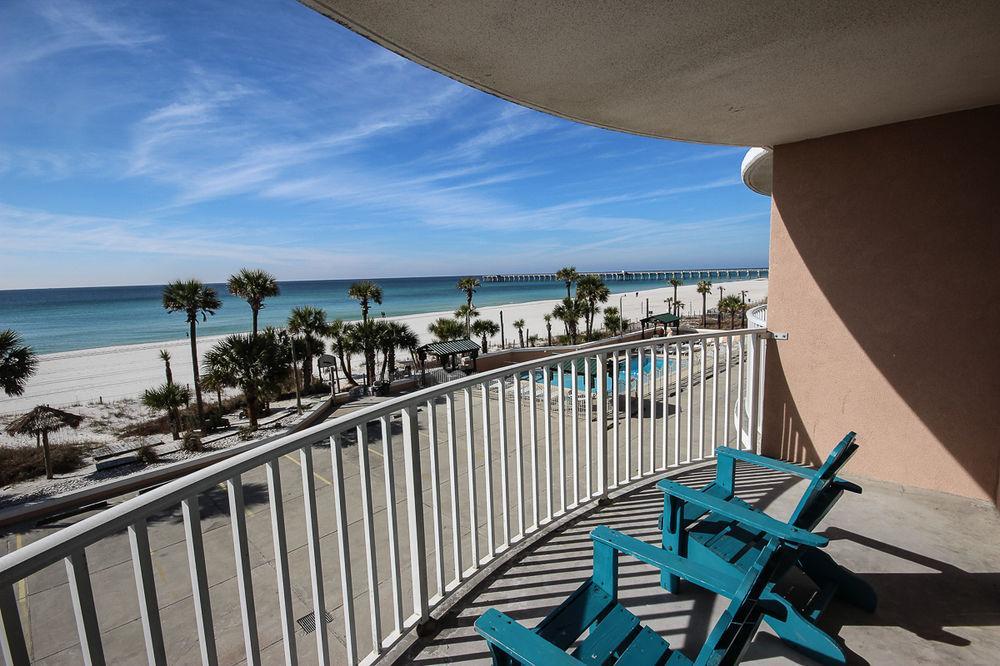 Holiday Terrace Beachfront Hotel, A By The Sea Resort Hotel 3*